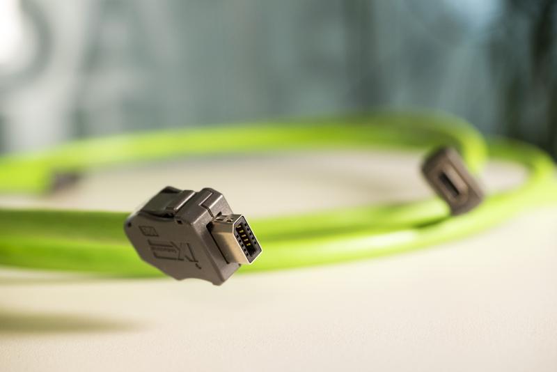 IX connector vervangt RJ45