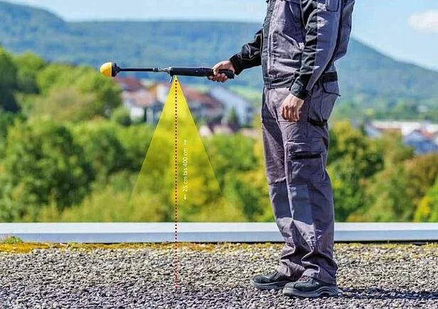 Narda FieldMan  With ultrasonic distance meter